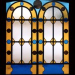 Vetrata in vetro cattedrale legato in piombo ricostruita con disegno e tecnica originali 